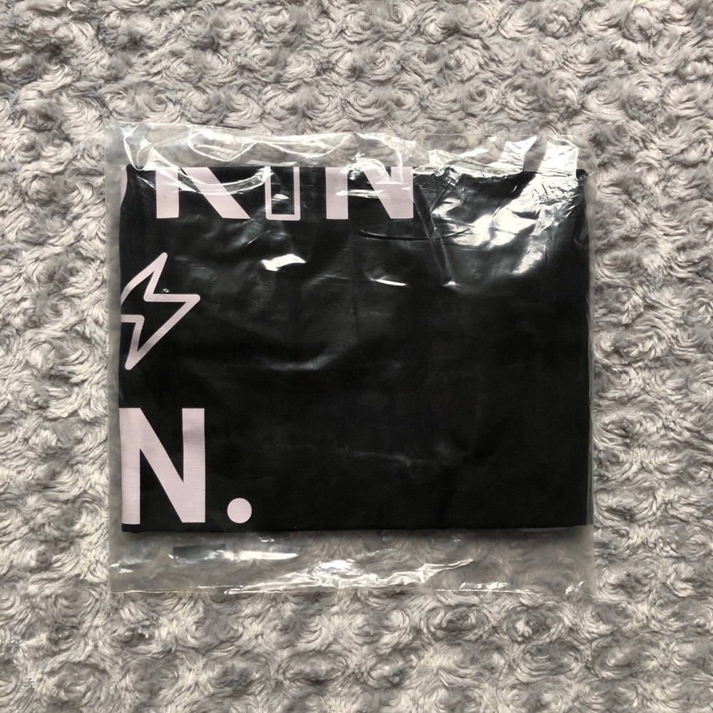 🆕 GLOSSIER Black Canvas Tote Bag "Skin is In" - Picture 8 of 8